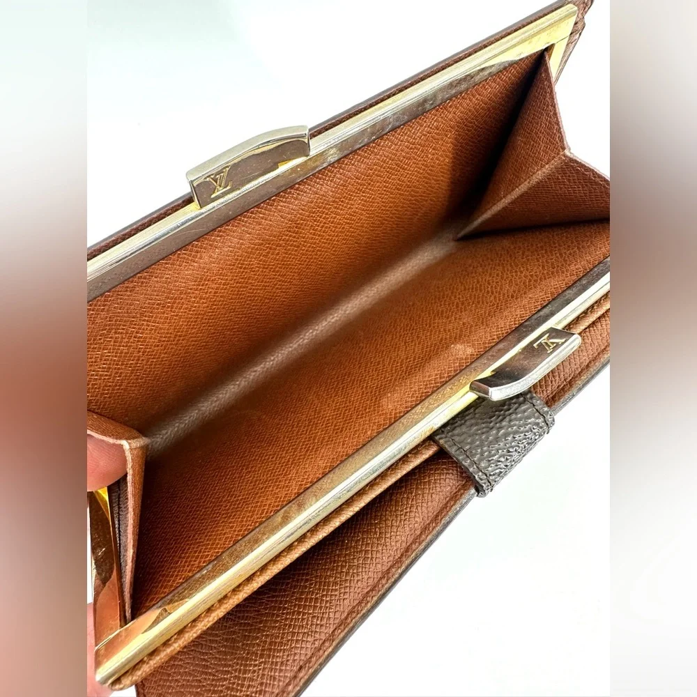 Louis Vuitton Vintage French Purse Long Wallet Kiss Lock - Picture 6 of 16